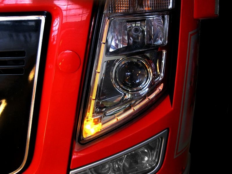 GELE STADSLICHT DIODE - GESCHIKT VOOR: VOLVO FH/FM VANAF 2009