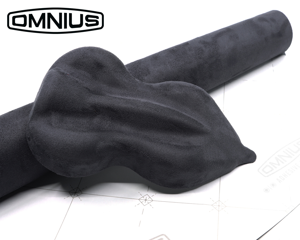 TISSU ALCANTARA LÂCHE AVEC COUCHE ADHÉSIVE POUR RECOUVRIR L'INTÉRIEUR DE VOTRE CAMION
